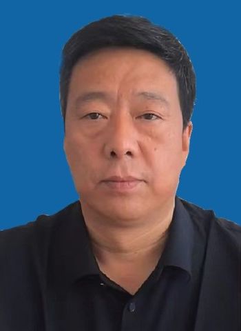 张宏