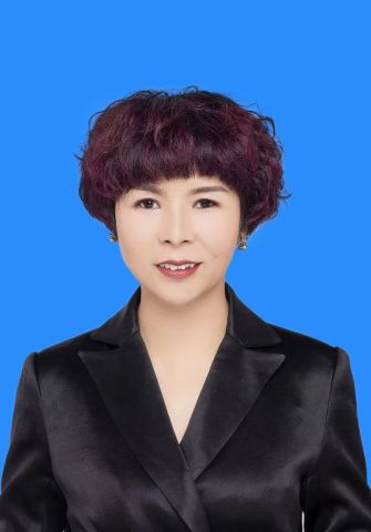 江英