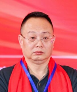 王忠新